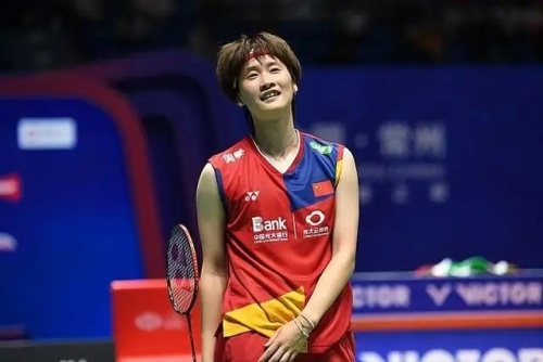 而彩球则布 而彩球则布